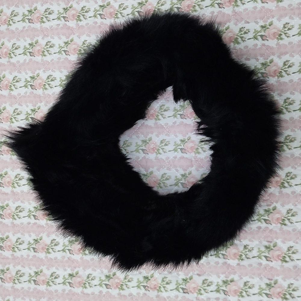 Ugg Australia 🔥 Geunine Shearling Fur Sheepskin Black Snood One Size